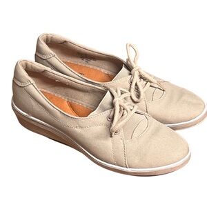 Women’s Grasshoppers Canvas Tie Sneakers Walking Shoes Beige Size 8